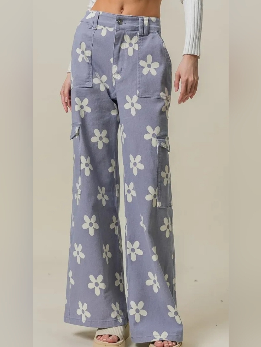 NWT BiBi Flower Printed Side Pocket Wide Pants
